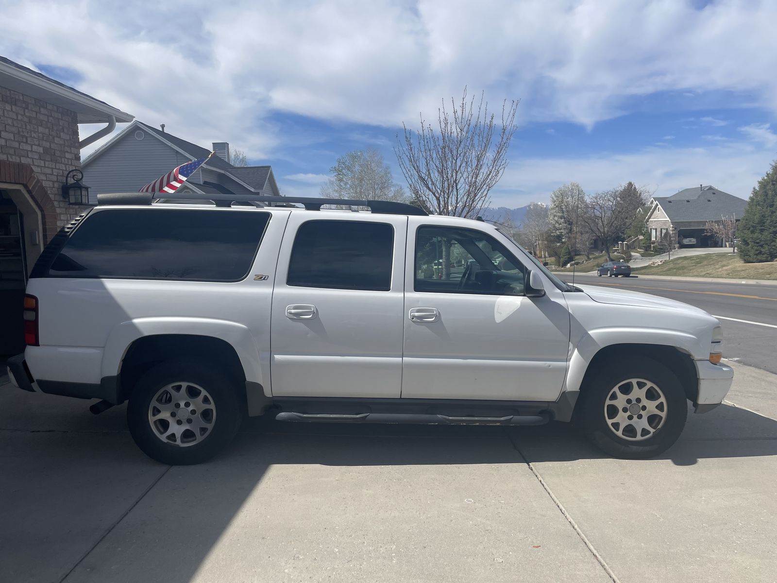 2003 CHEVROLET SUBURBAN 1500 LT