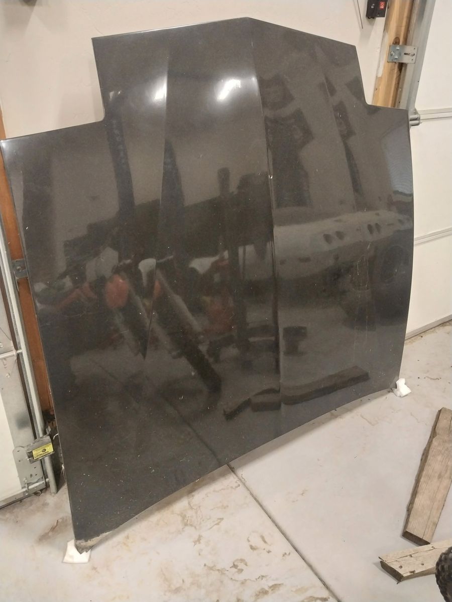 Main image 3