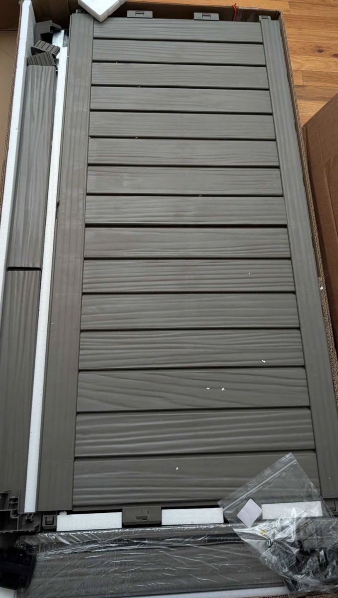 Main image 10