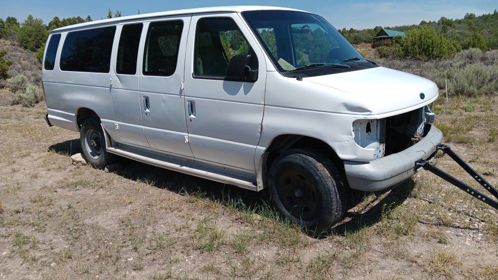 1999 Ford E350