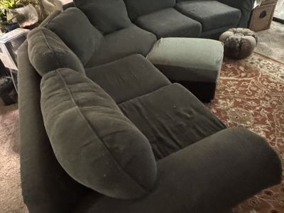 Free Sectional