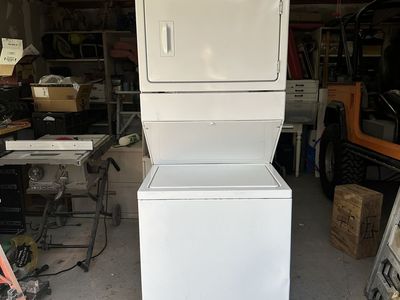 Whirlpool stackable washer / dryer combo White