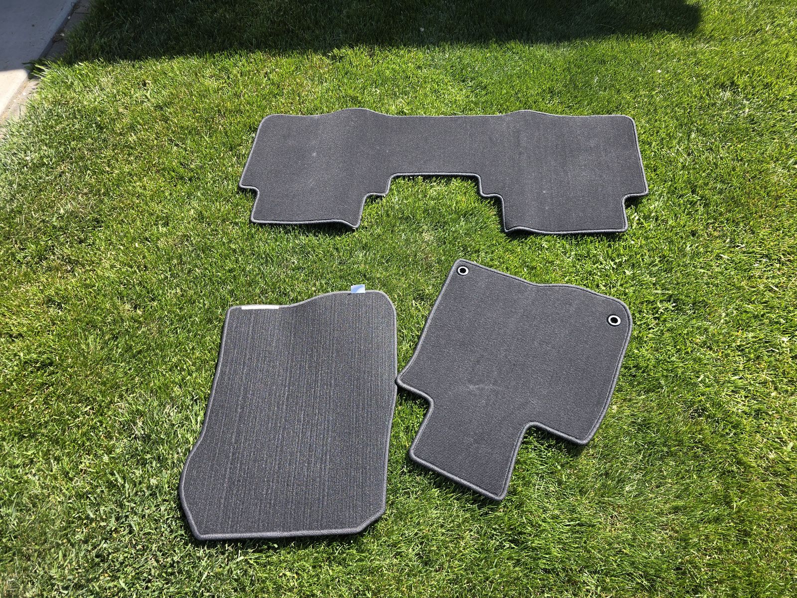 2019 CRV front and rear floor mats. Brand new never used.