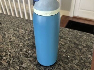 Owala 32oz Blue