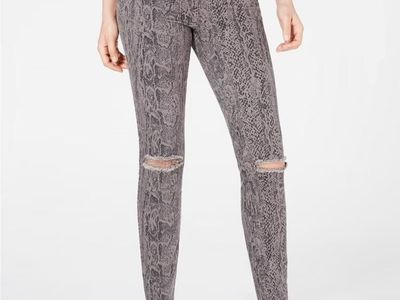 Rewash Juniors' Stevie Ripped Printed Skinny Jeans