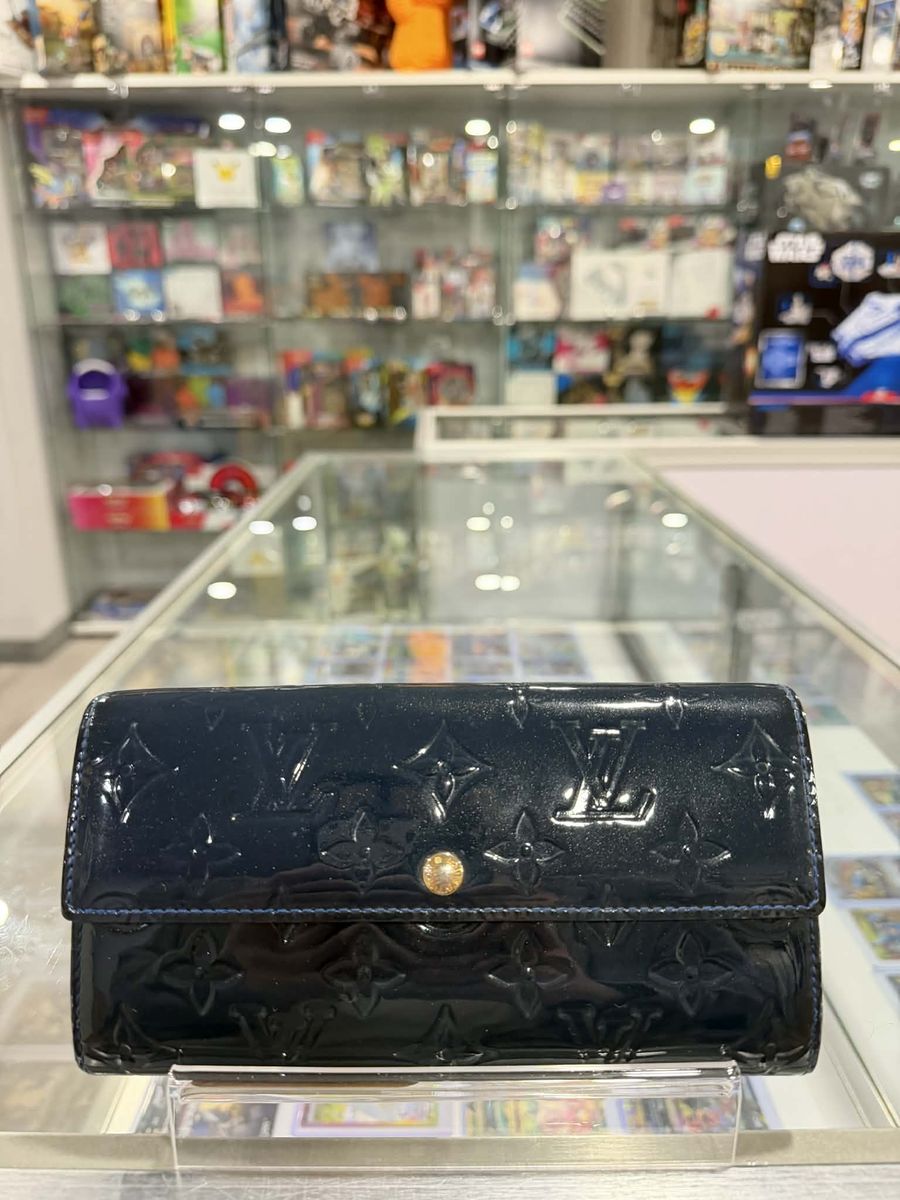Used Louis Vuitton Amarante Monogram Vernis Sarah Wallet Long