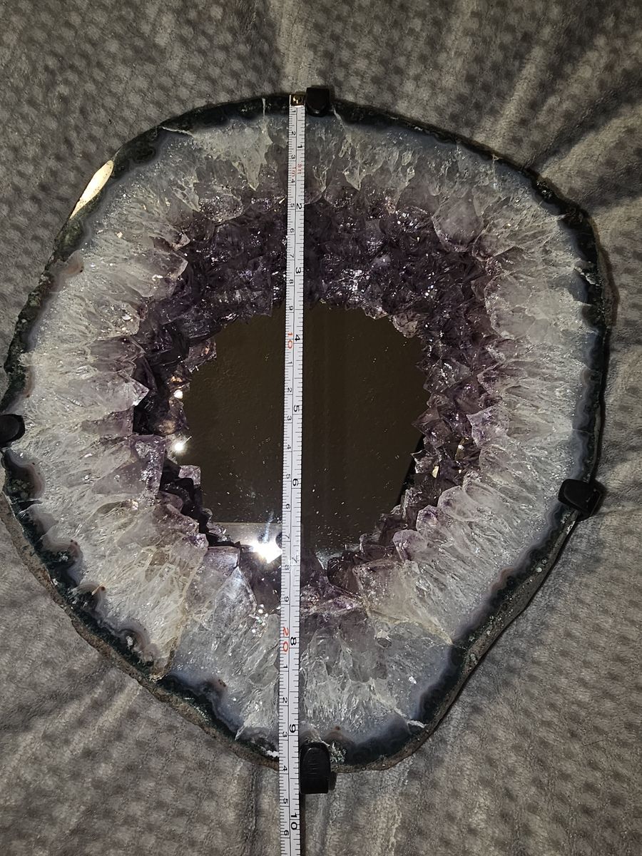 Main image 3