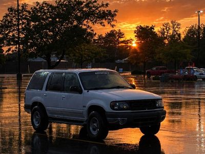 2001 Ford Explorer XLT