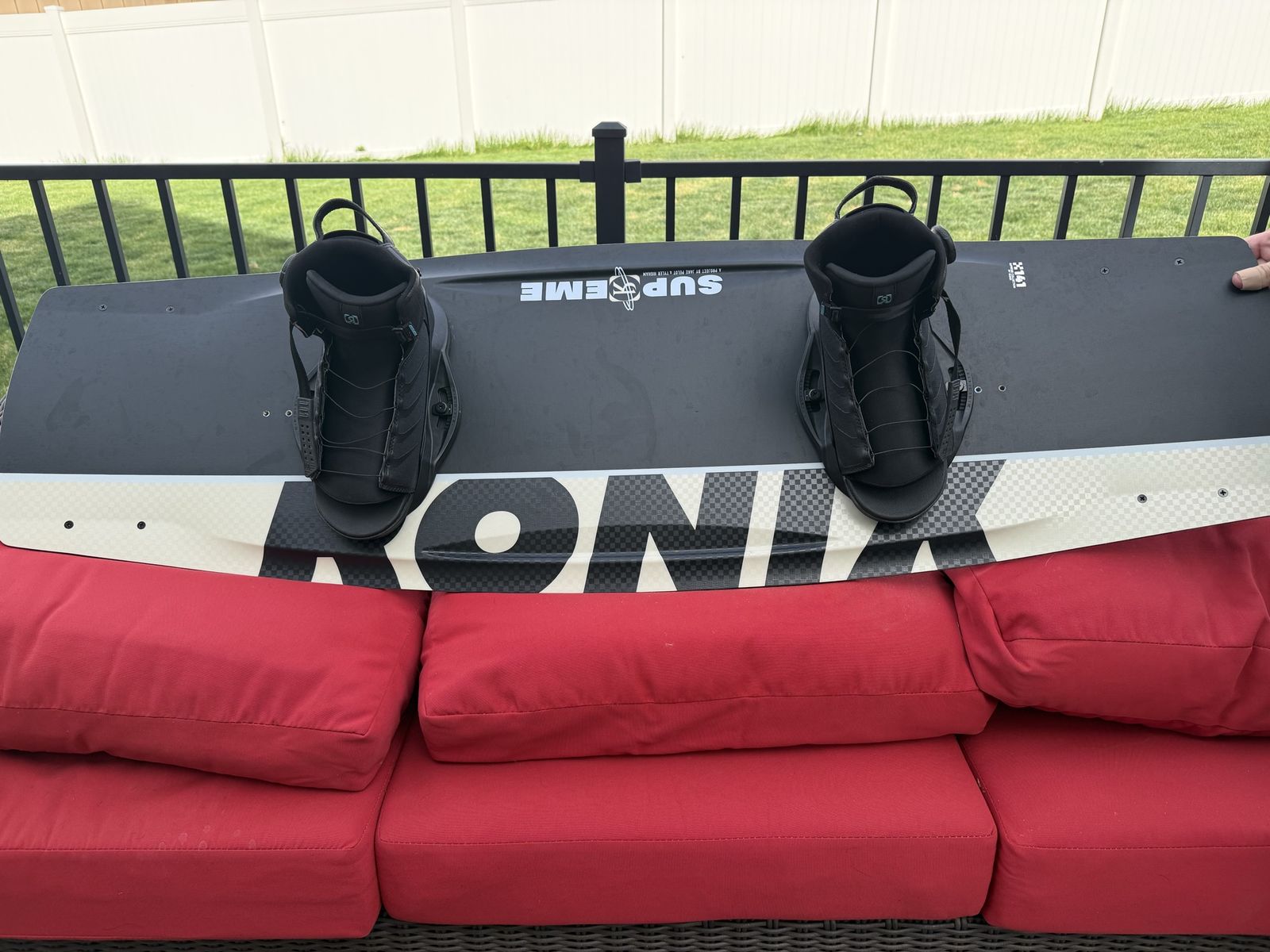 2023 Ronin Supreme Wakedboard (141) Setup