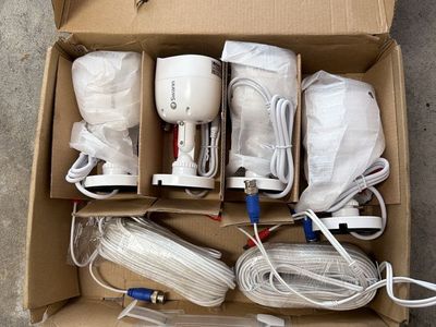 Swann Security Camera Set - 4 Wired Outdoor Bullet Cameras & BNC Extension Cables