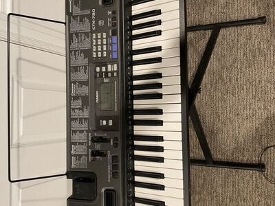 Casio CTK 720 Keyboard