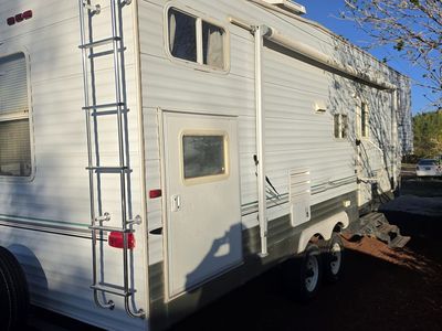 2006 29ft Aljo bunkhouse 5th wheel