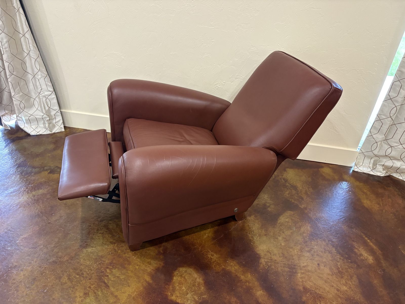 American Leather Brown custom leather push recliner chair $600 cash/venmo in Draper