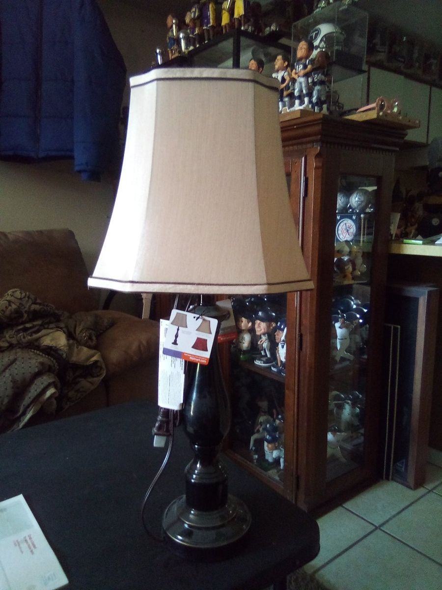 lamp new with tags