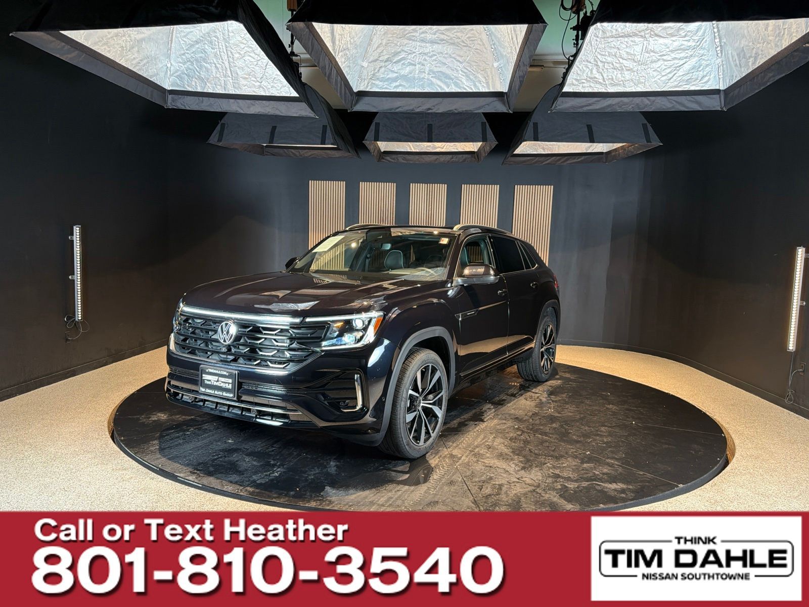 2026 Volkswagen Atlas Cross Sport SEL Premium R-Line 4Motion