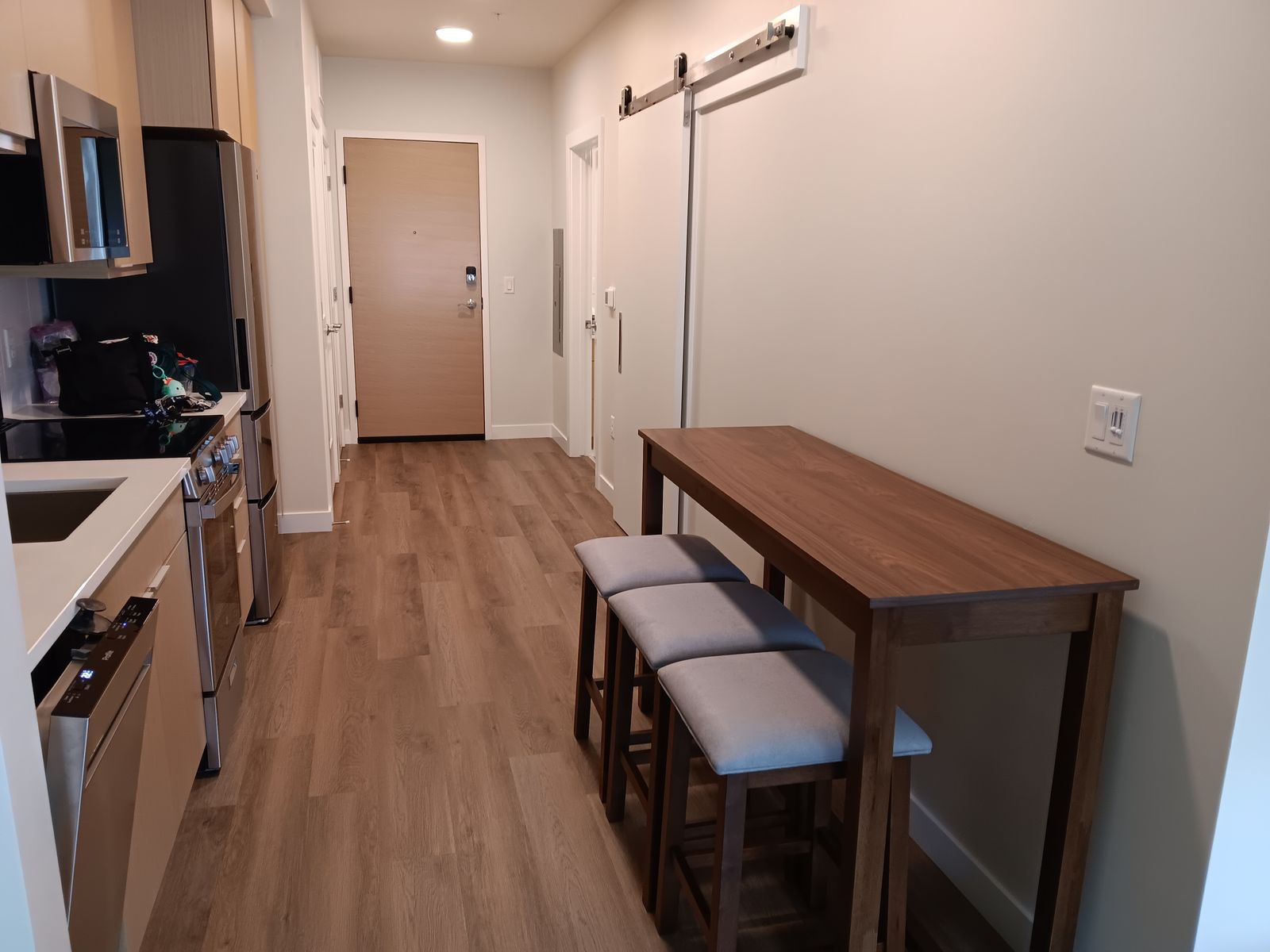 Bar Kitchen Sofa Table with 3 Stool set