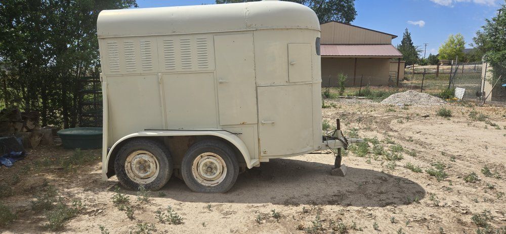 horse trailer double axel