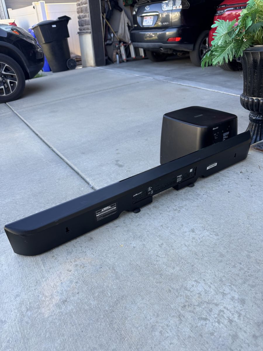 Polk Audio SurroundBar® 6000 Instant Home Theater