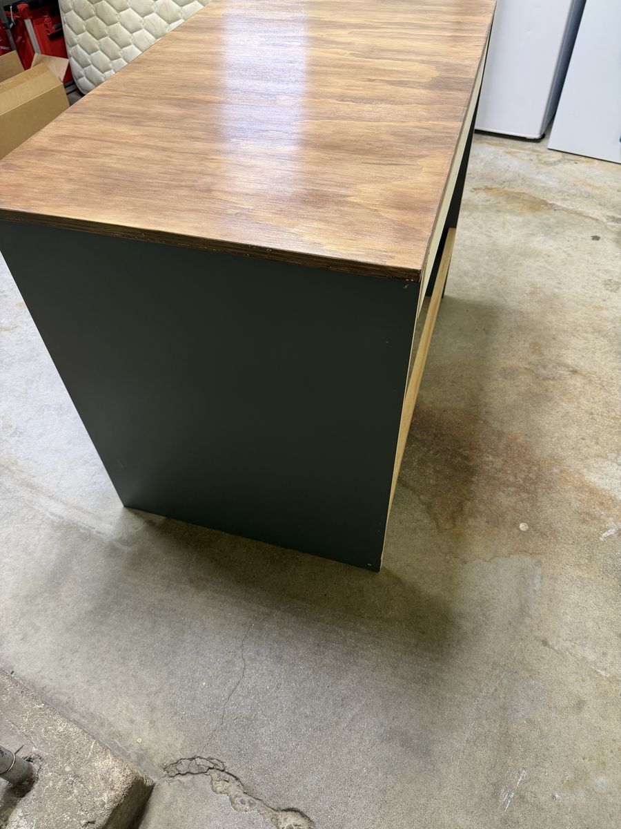 Main image 4