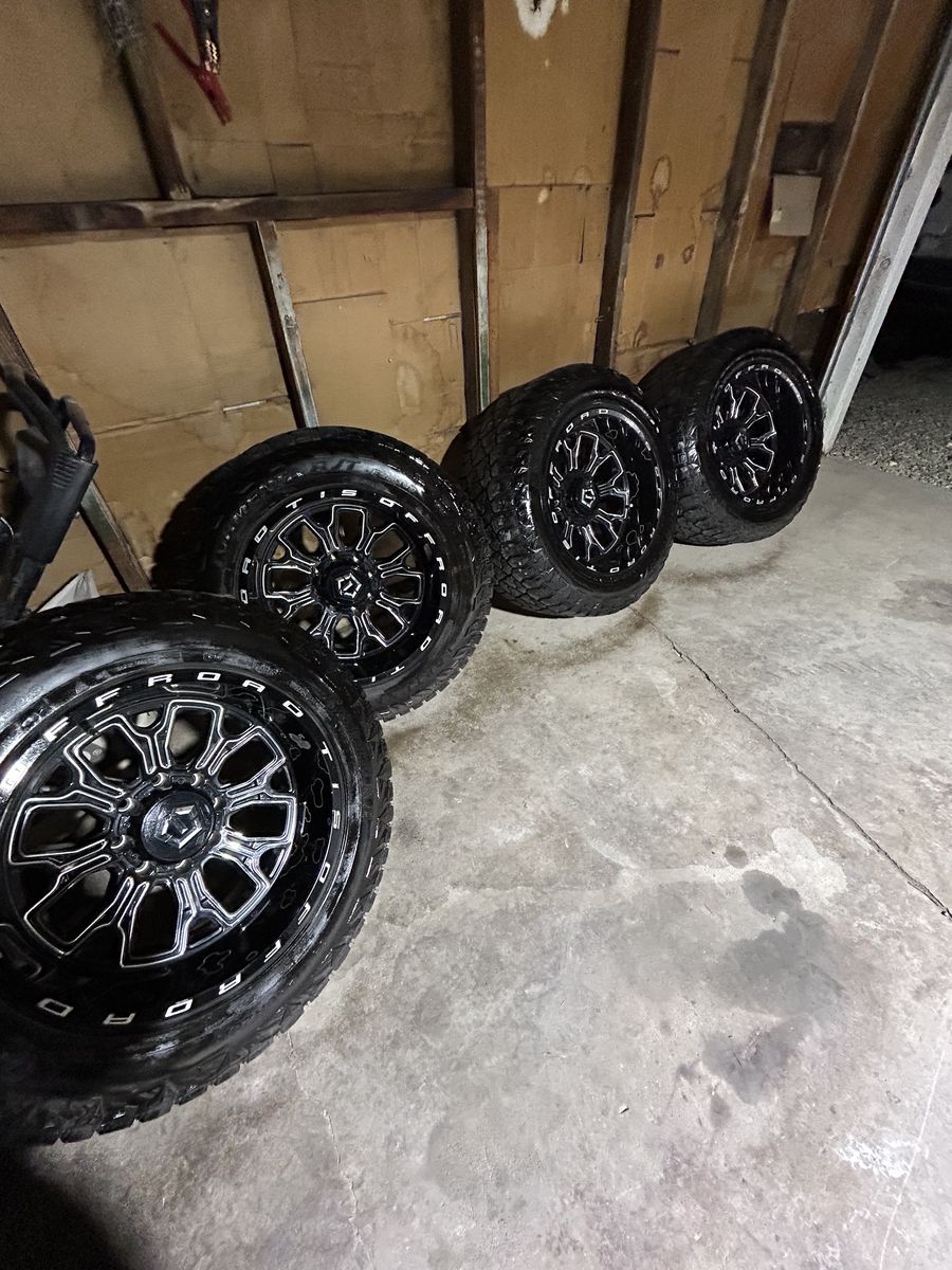20x12 Tis Wheels 8x6.5