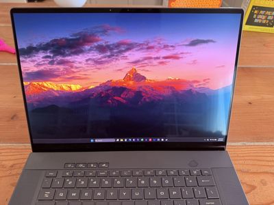 Asus ROG Zephyrus G16 - RTX 4090