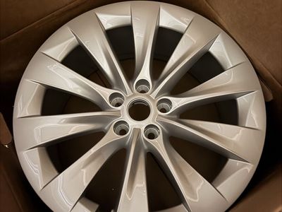 Model x wheel OEM