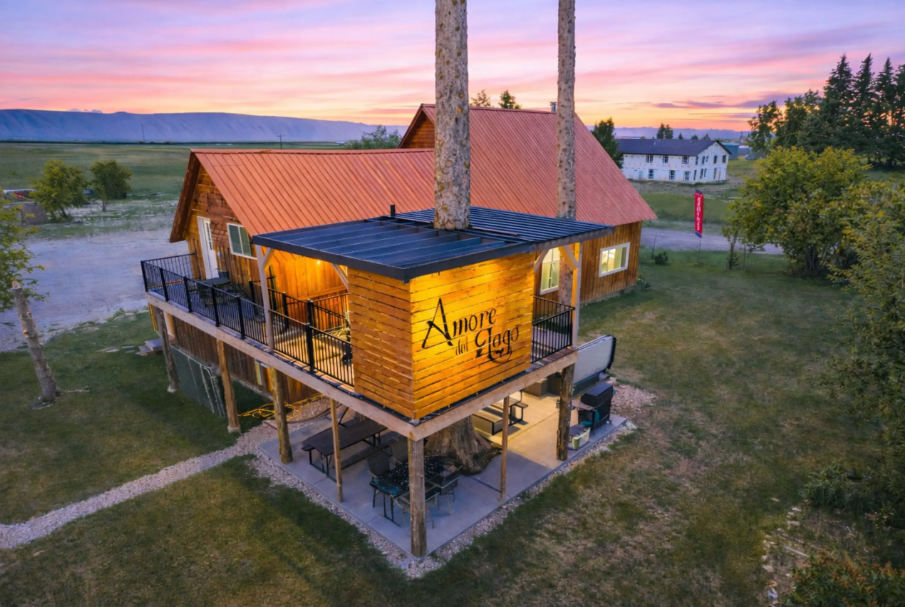 Family Reunion Retreat North Bear Lake Vacation Home! Hot Tub - SLEEPS 24 Pets OK!