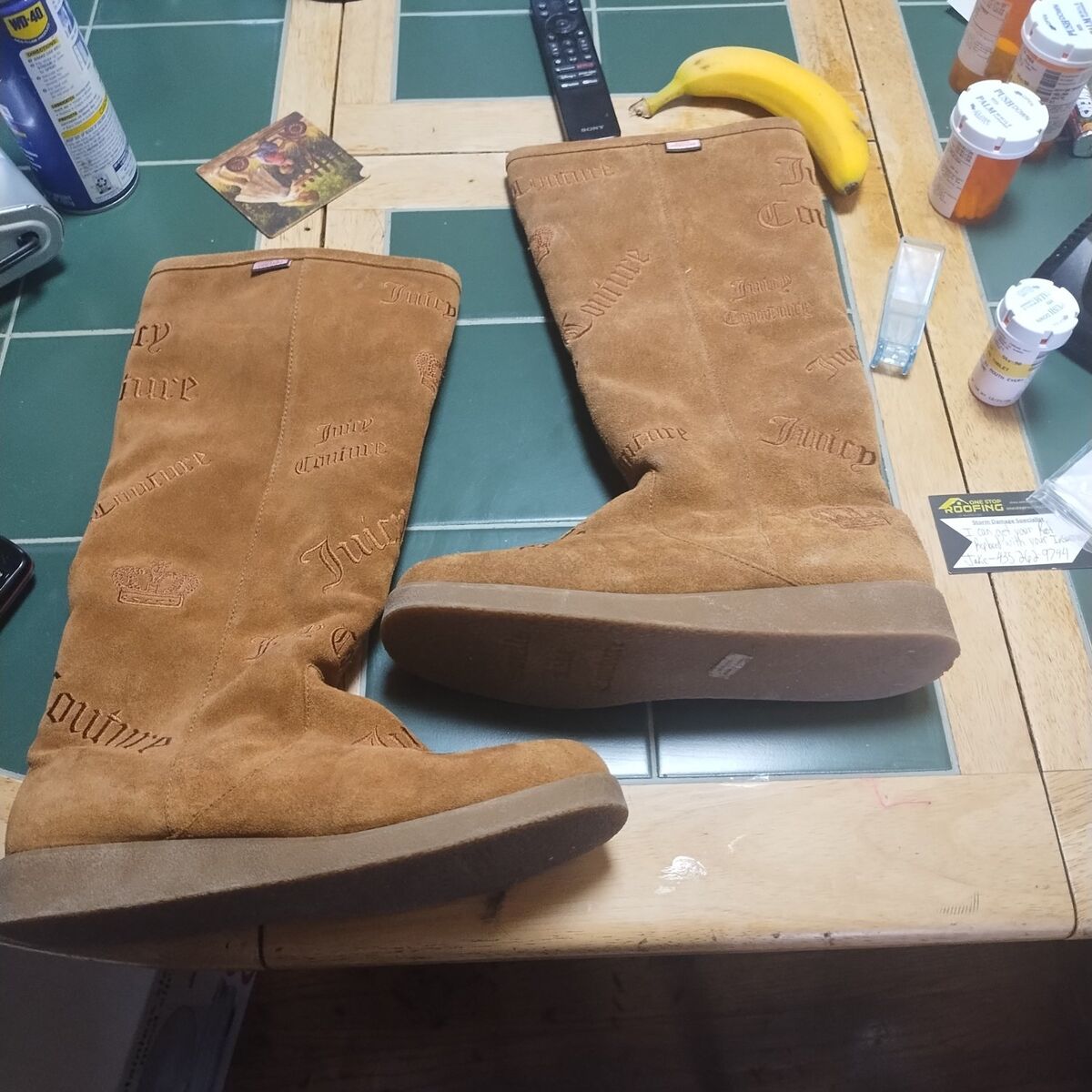 New Juicy Couture Swede Boots