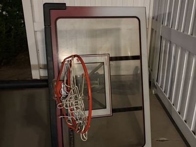 Lifetime Portable Basketball Hoop (pickup in South Jordan)