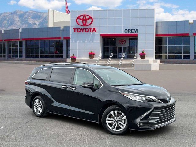 2024 Toyota Sienna Limited 7-Passenger