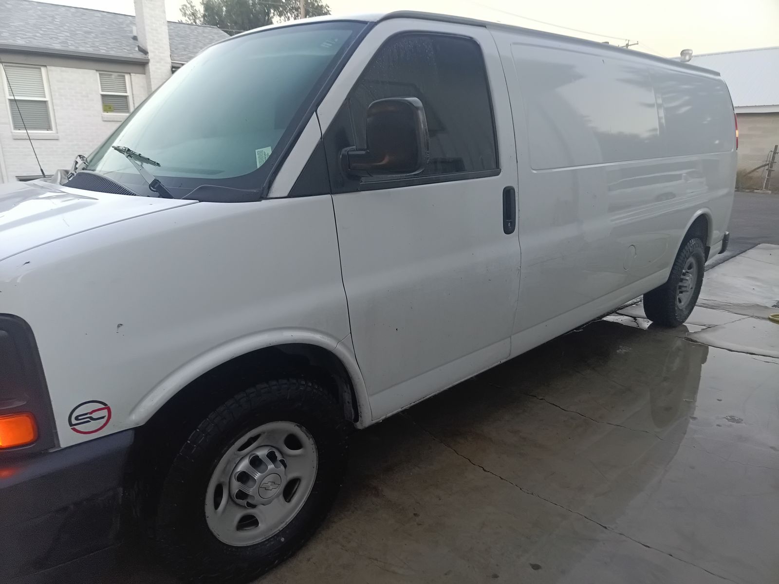 2017 Chevrolet Express 3500 