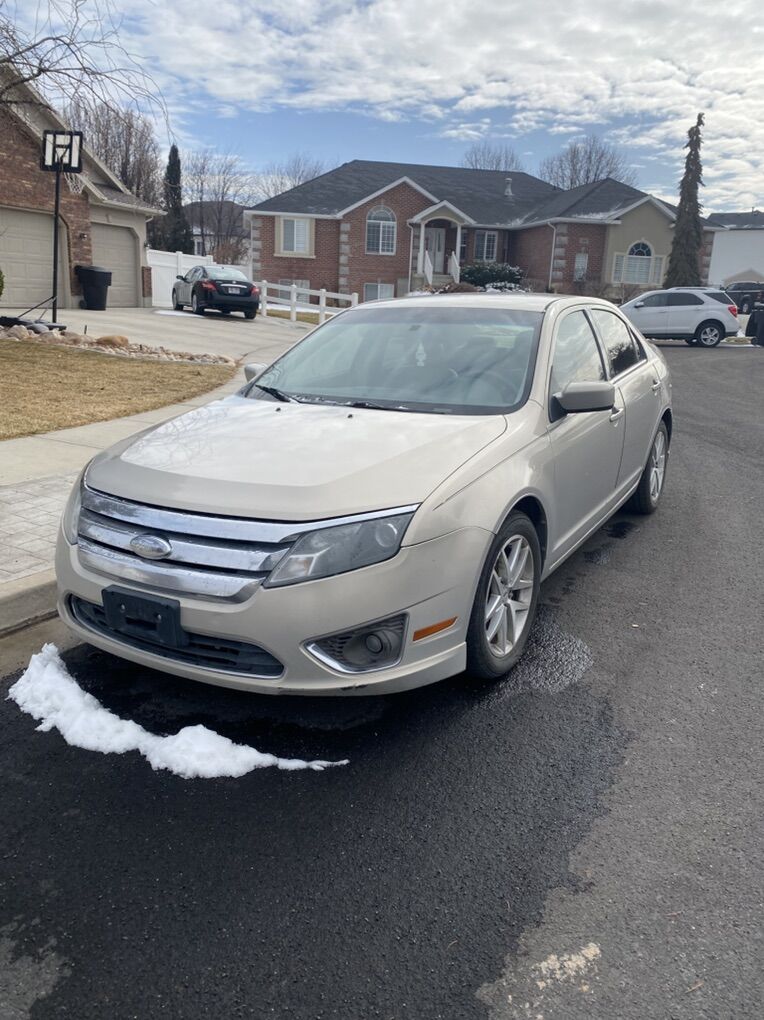 2010 Ford Fusion SEL trim AWD (as-is)