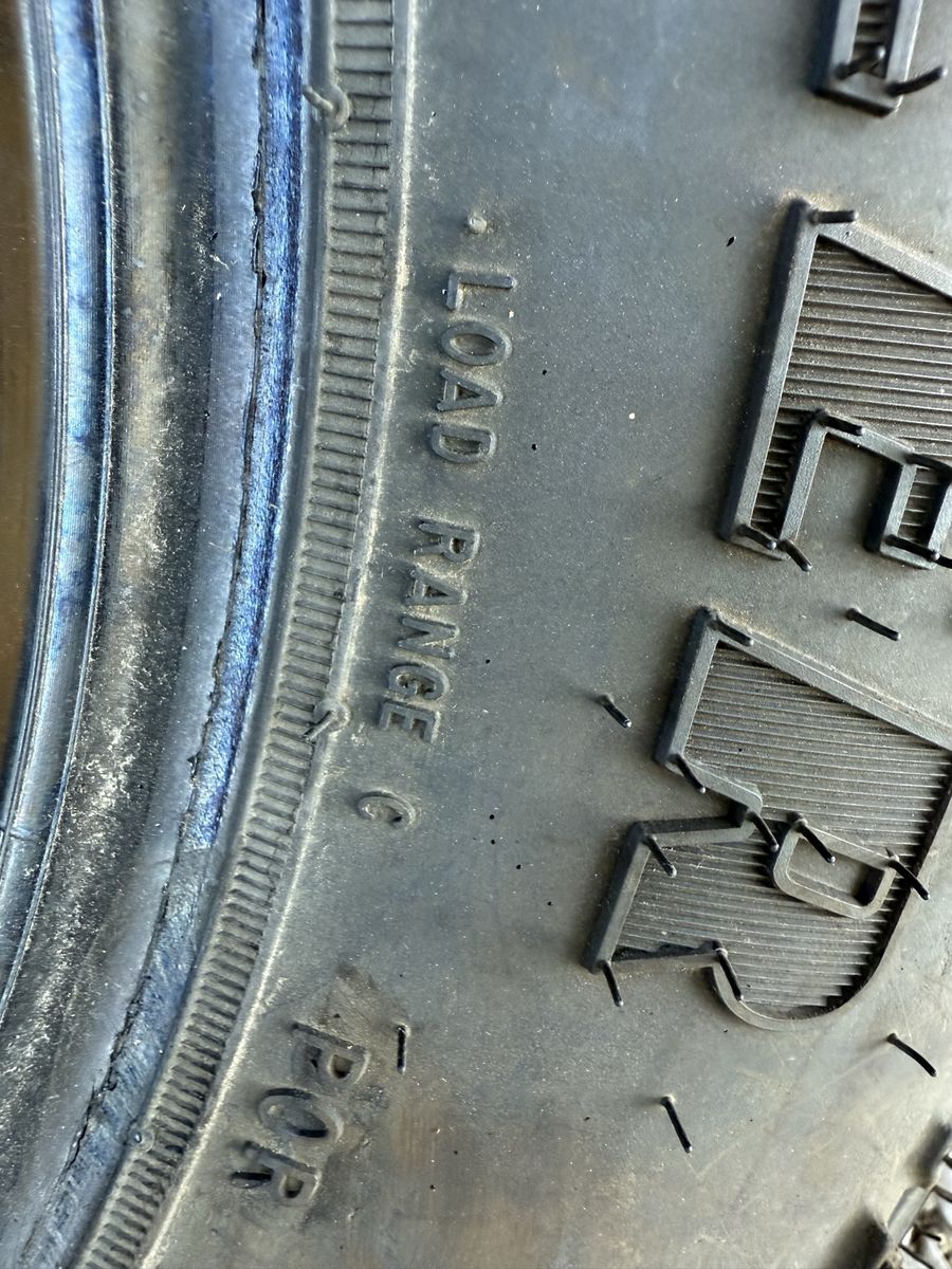 Main image 3