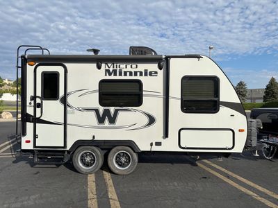 Winnebago Micro Minnie 1706FB