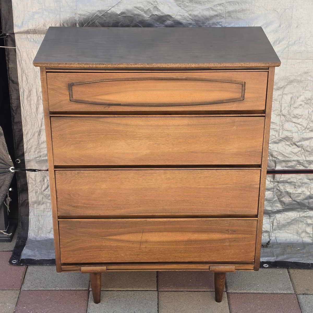 Vintage Mid-Century 4 Drawer Dresser