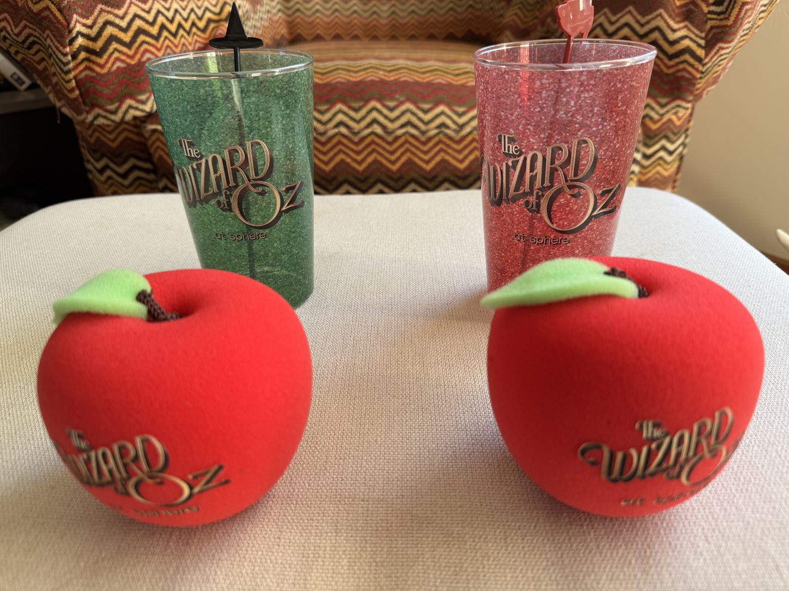 Wizard Of Oz  Apples and Cups