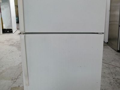Whirlpool 18 cf Top Freezer Refrigerator~90 Day Guarantee