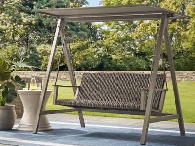 Hampton canopy porch swing
