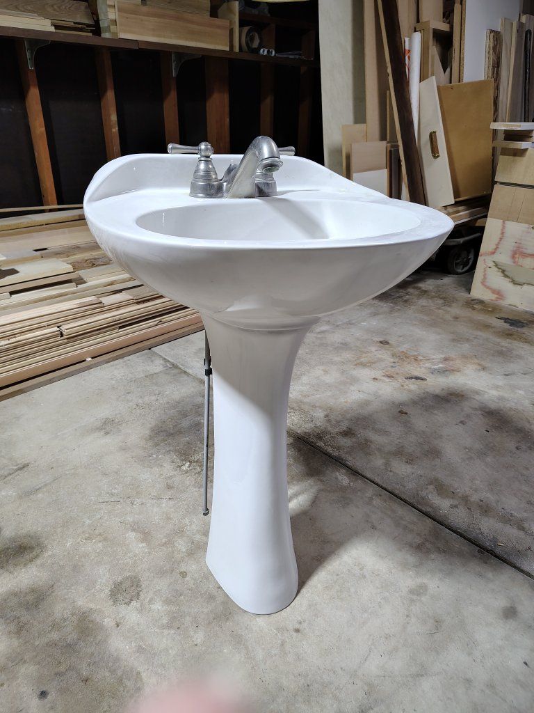 Pedestal Sink