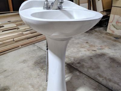 Pedestal Sink