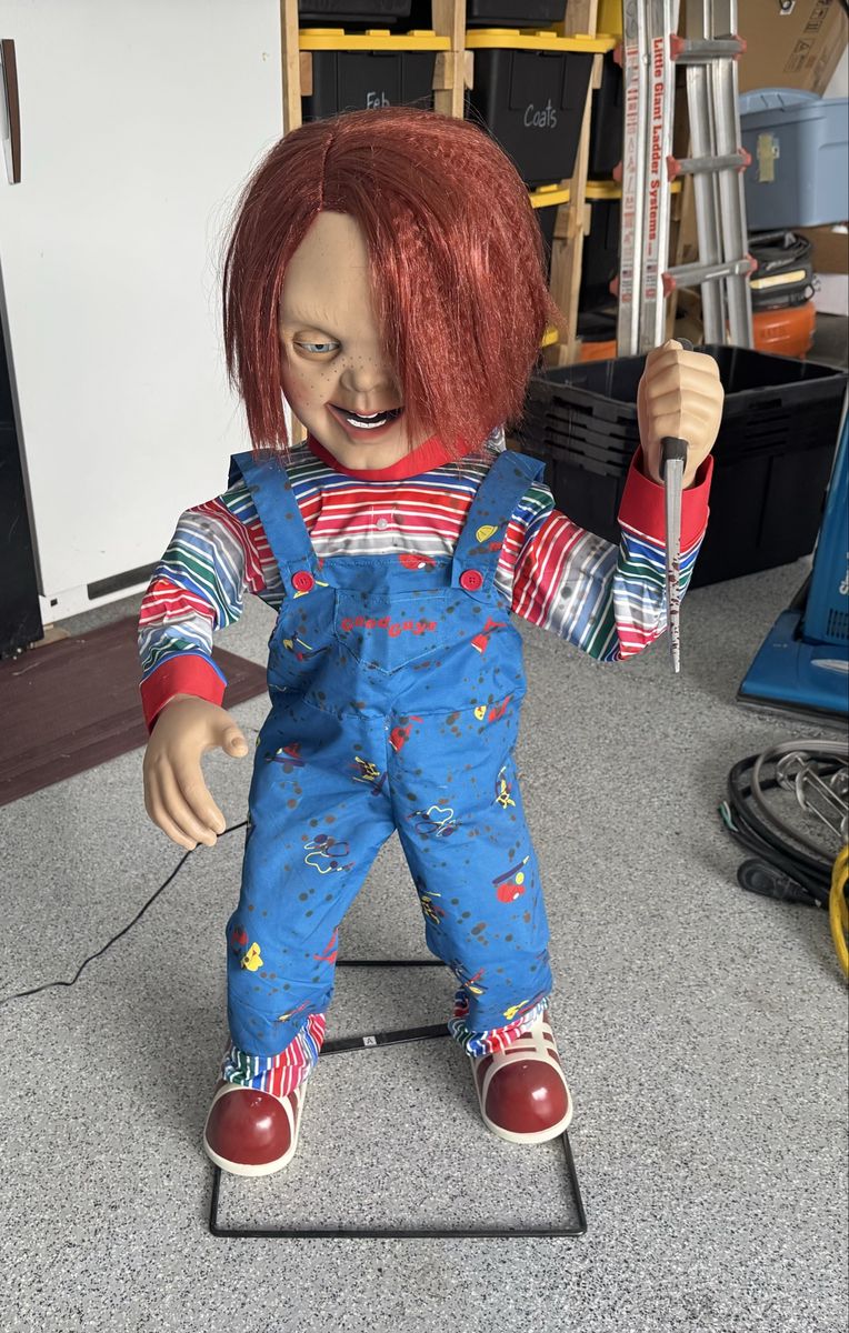 Life-Size Chucky Animatronic Halloween Prop Good Guys Doll Decor