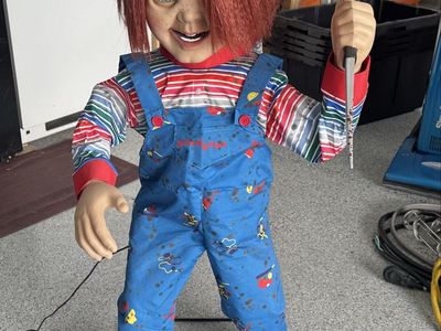 Life-Size Chucky Animatronic Halloween Prop Good Guys Doll Decor