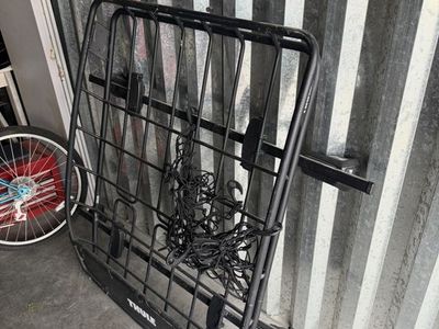 Thule Canyone XT Roof Basket And Evo Rack