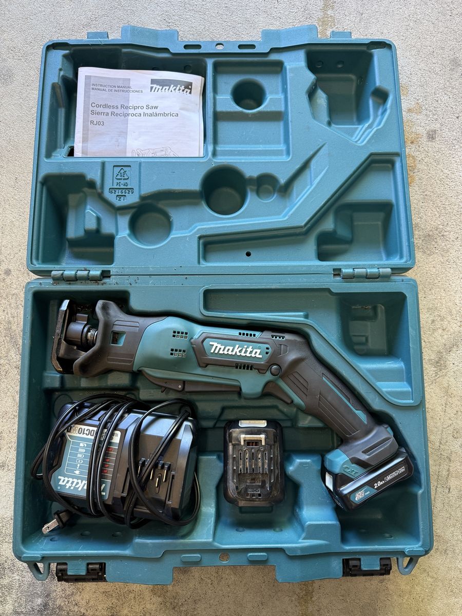 Makita 12v Max CXT Reciprocating Saw Kit