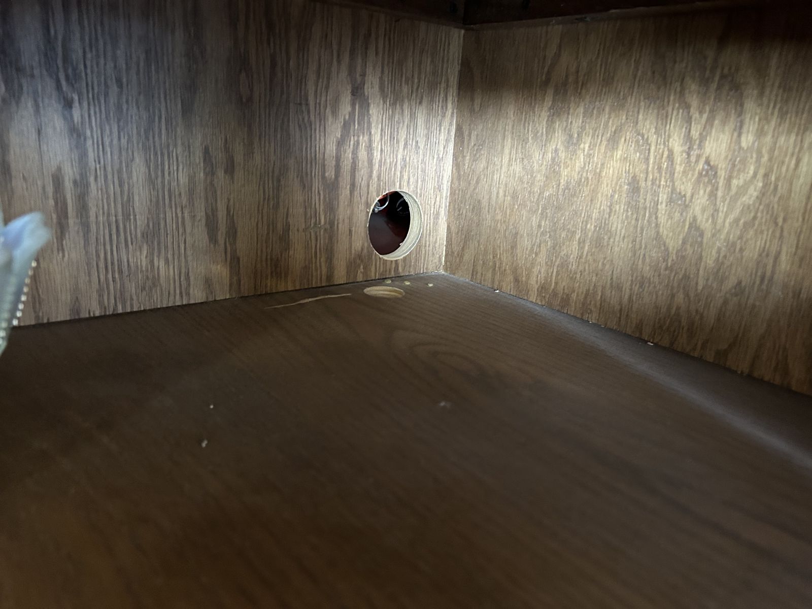 Main image 3