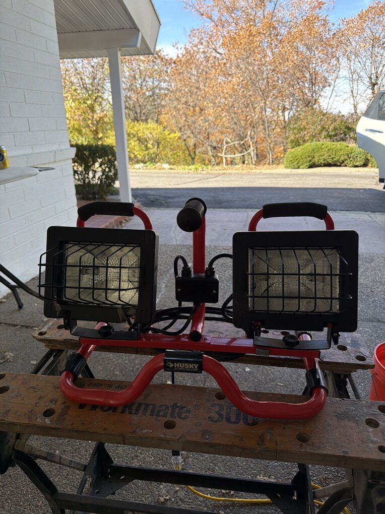 Husky Halogen Work Lamps