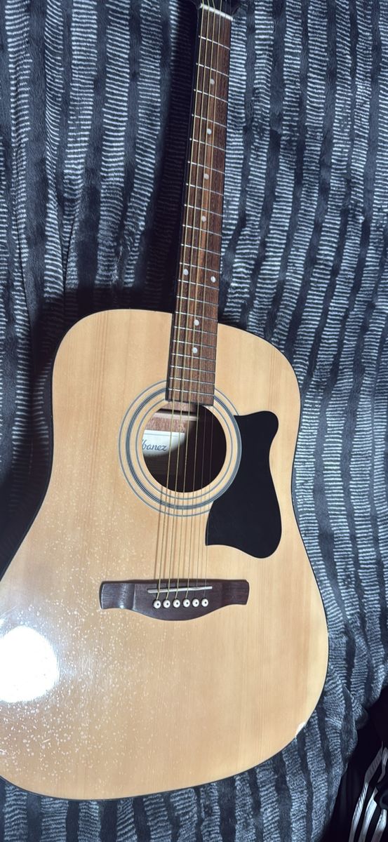 Adult Acoustic Guitar
