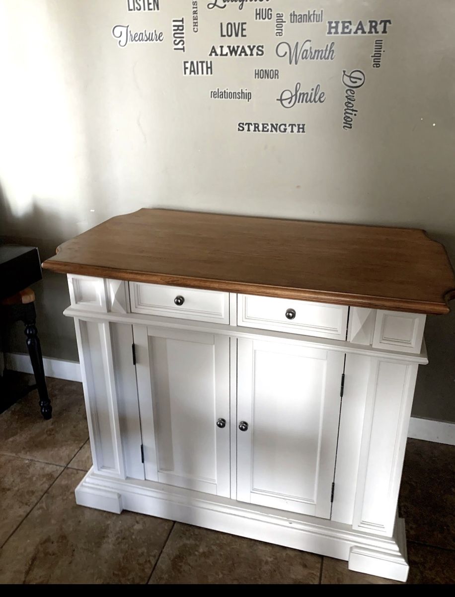 Beautiful wooden island/buffet