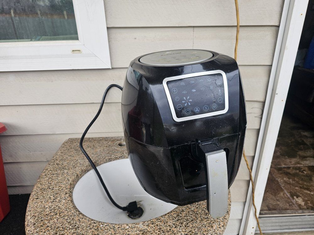 AIR FRYER