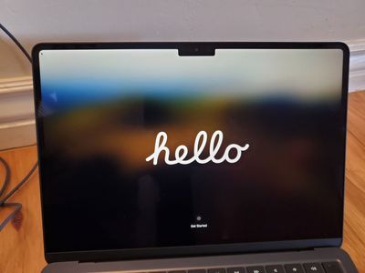 Apple MacBook Air M3 16GB/512GB + 27” Thunderbolt Display